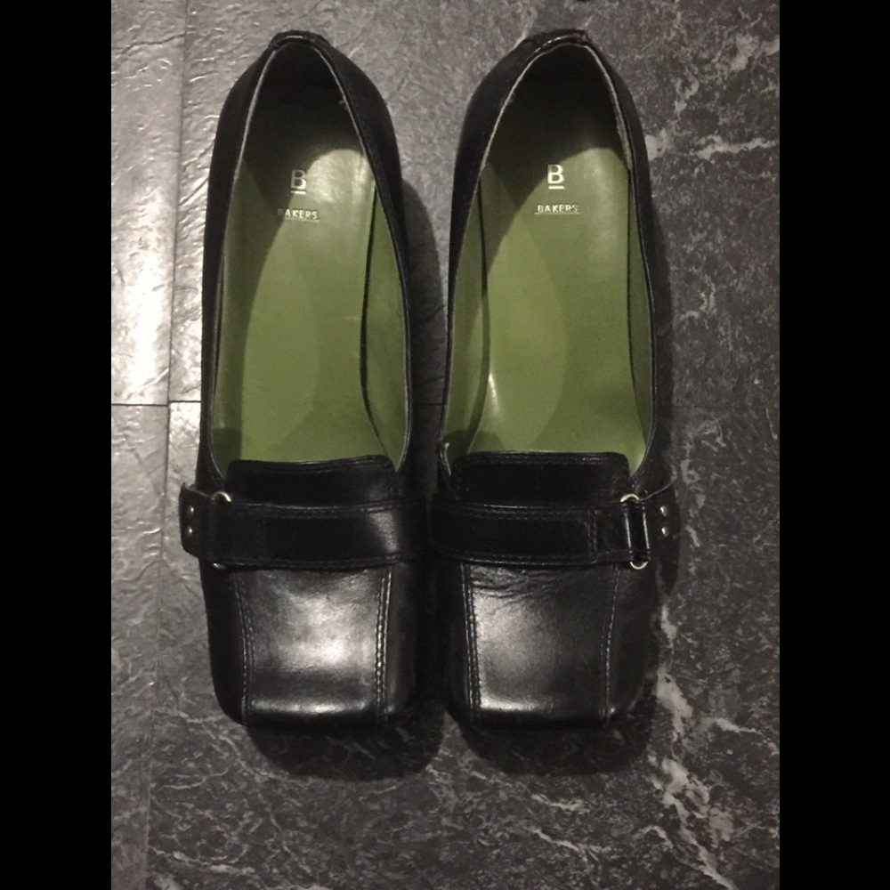 Dress shoes never worn